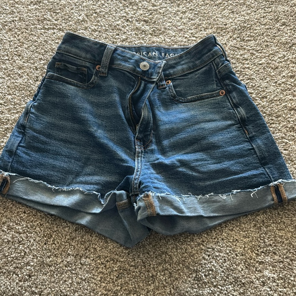 american eagle jeans!